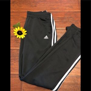 Classic Adidas 3 stripe joggers size M